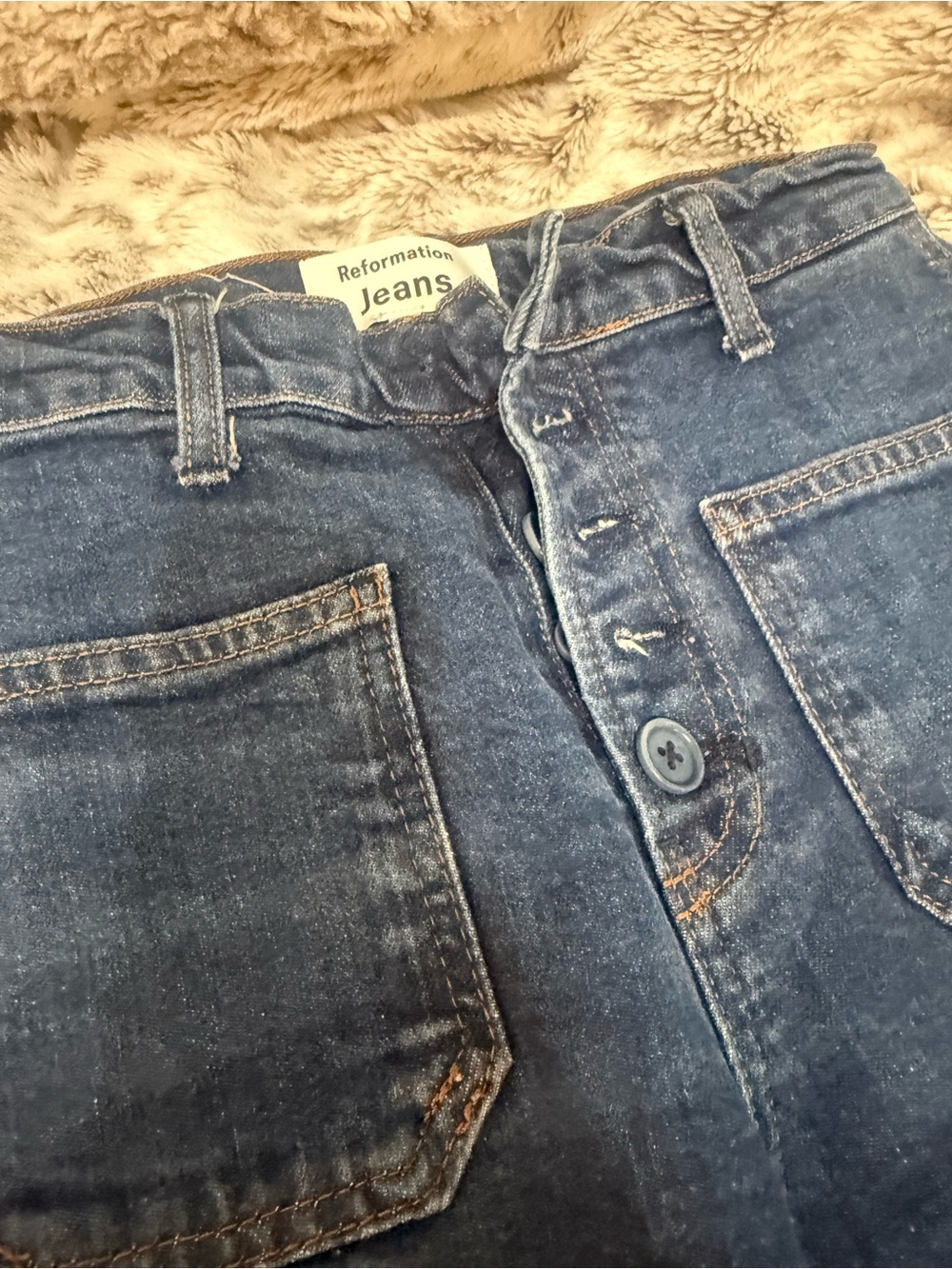 Reformation High Rise Jeans / missing button - Picture 3 of 8